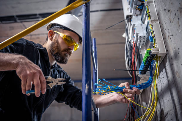 Best 24-Hour Electrician  in Rochester, NH